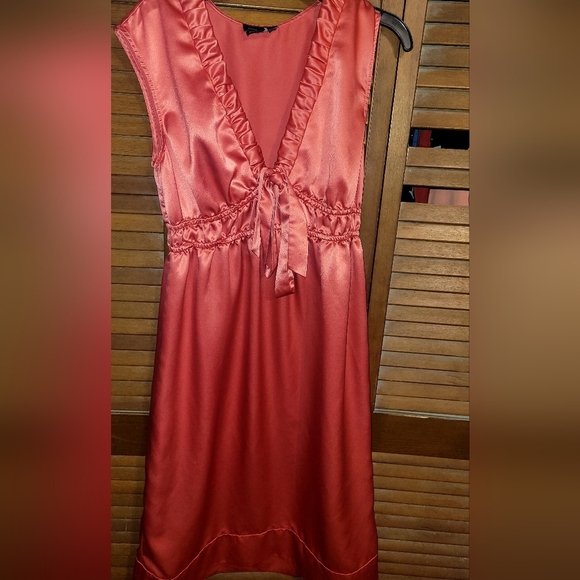 Max & Cleo Coral Midi Shift Dress - Picture 6 of 8